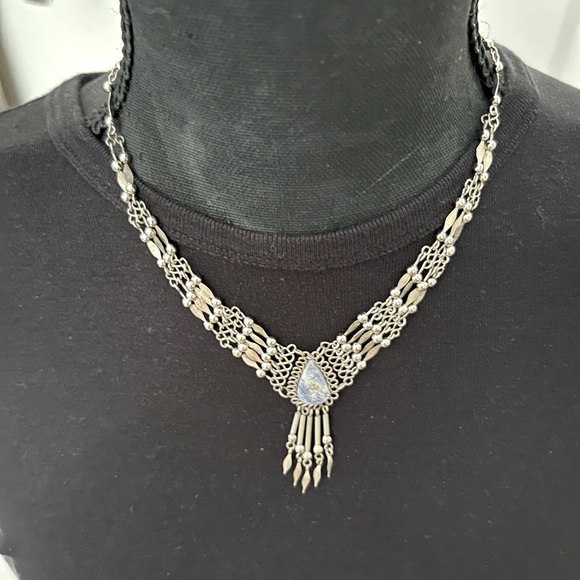Stunning silver choker style necklace. Perfect accent piece for any outfit! - Picture 7 of 11